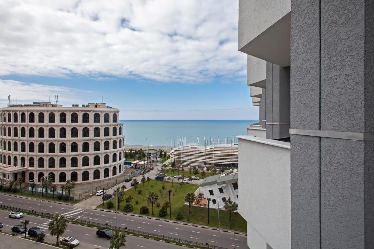 Sea View Rock Hotel Batumi Room photo