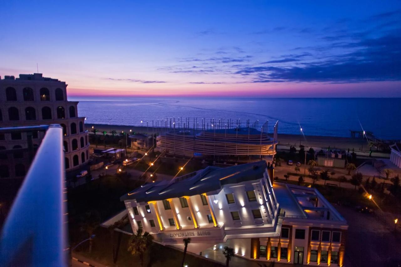 Sea View Rock Hotel Batumi Exterior photo